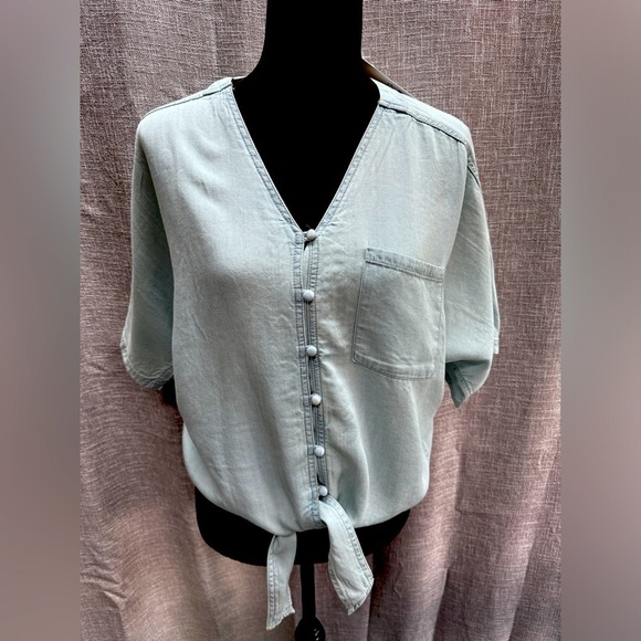Harper Short Sleeve Button up Shirt NWT size Medium - Picture 1 of 12